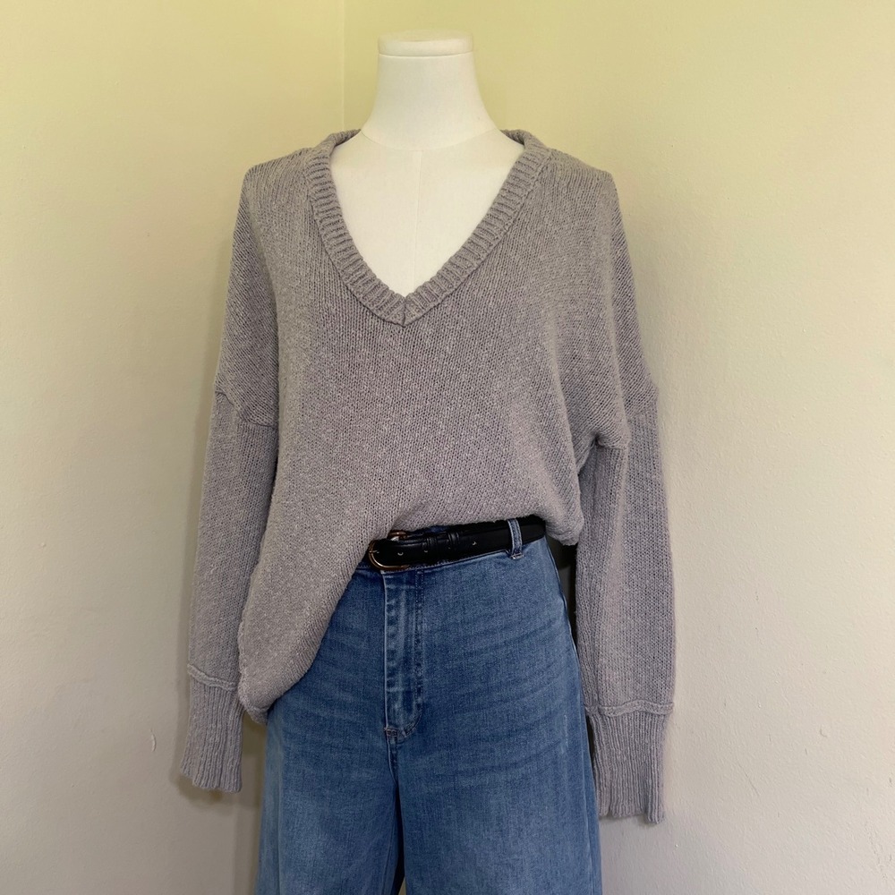 Between Me & You Womens Grey 100% Cotton V-Neck Oversized Knit Sweater Size M